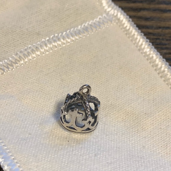Retired James Avery Crown charm - Picture 2 of 3
